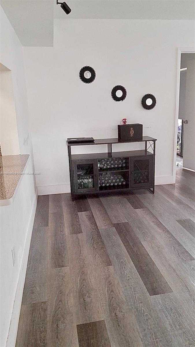 Small Image of 14915 SOUTH WEST 104TH ST #20-14, Miami Number 4