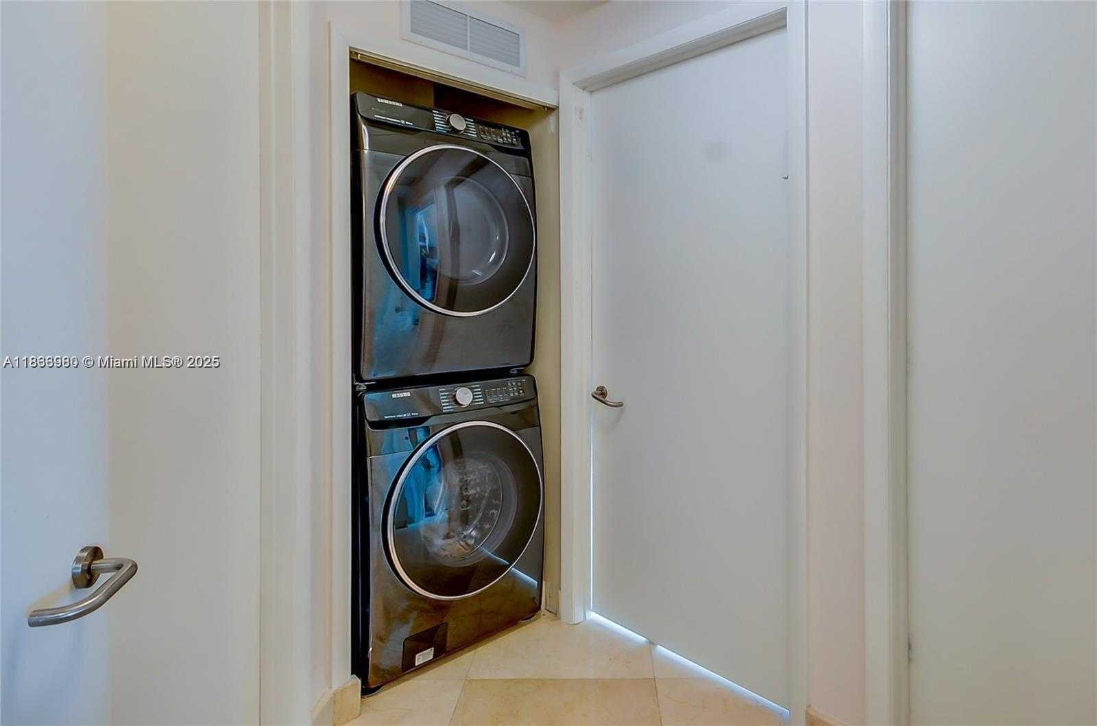 Small Image of 3131 NORTH EAST 188TH ST #1-808, Aventura Number 35