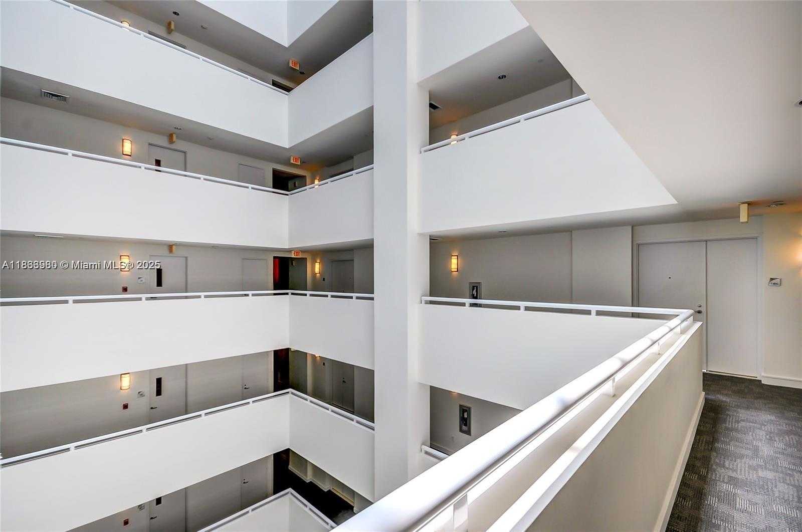 Small Image of 3131 NORTH EAST 188TH ST #1-808, Aventura Number 36