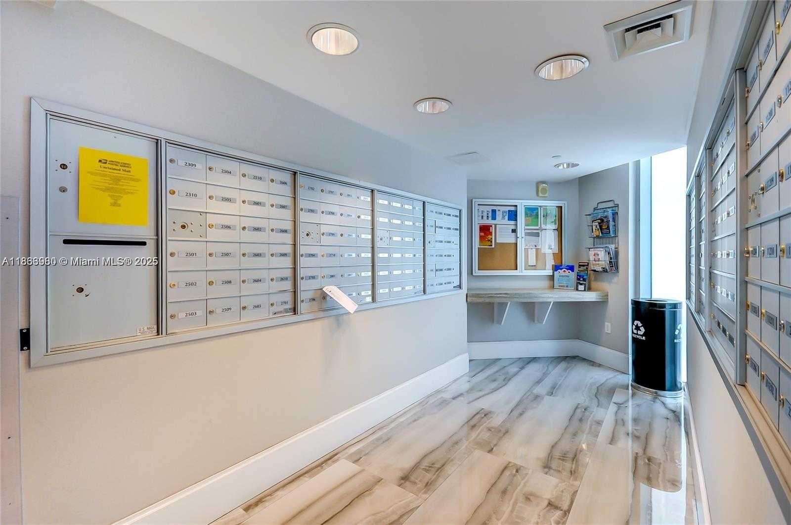 Small Image of 3131 NORTH EAST 188TH ST #1-808, Aventura Number 40