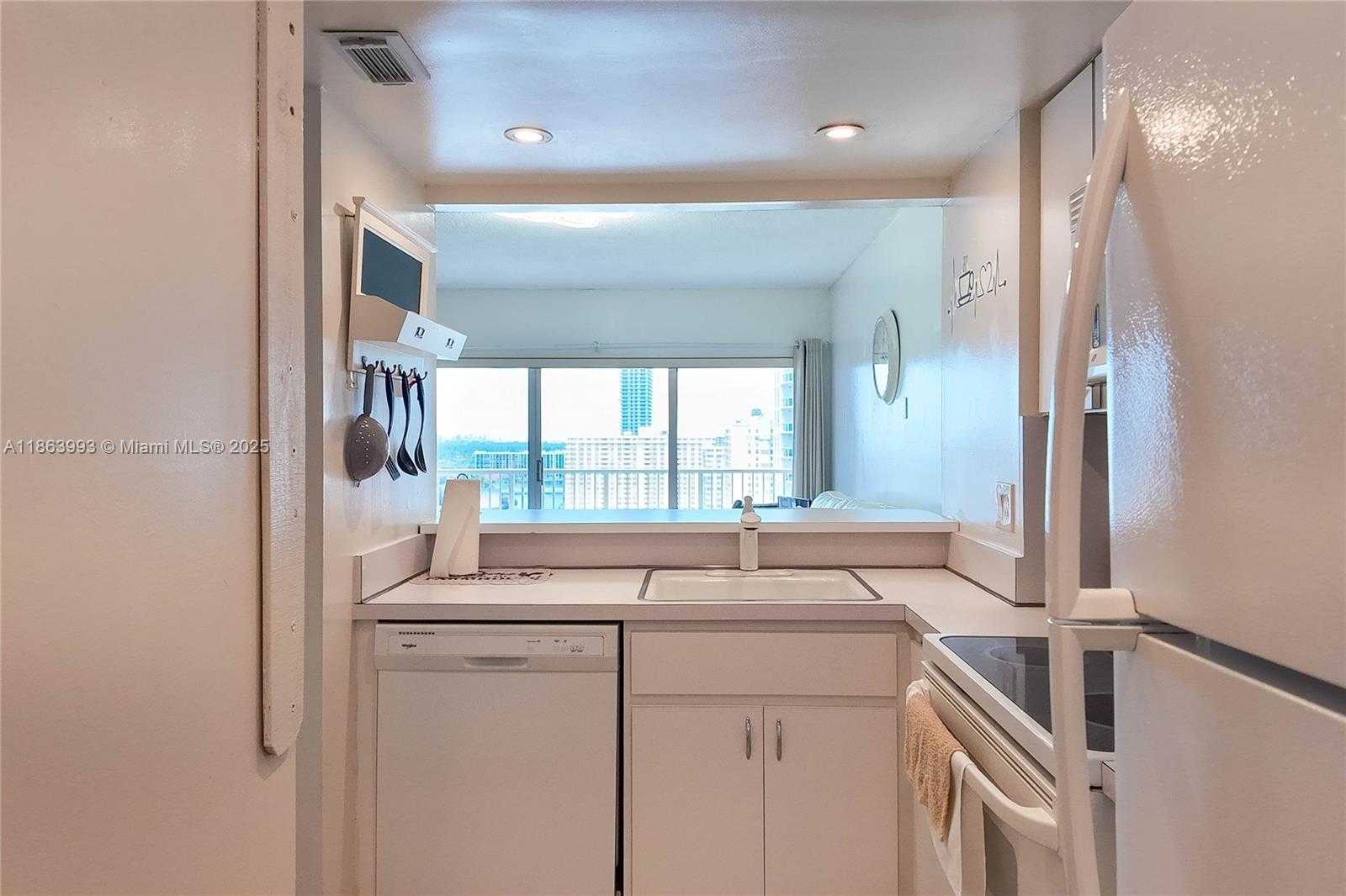 Small Image of 1965 SOUTH OCEAN DR #17A, Hallandale Beach Number 12