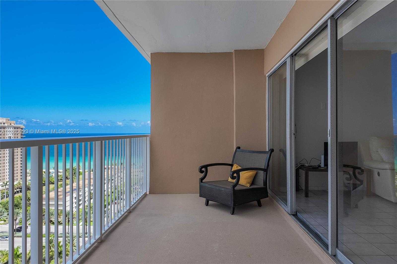 Small Image of 1965 SOUTH OCEAN DR #17A, Hallandale Beach Number 4