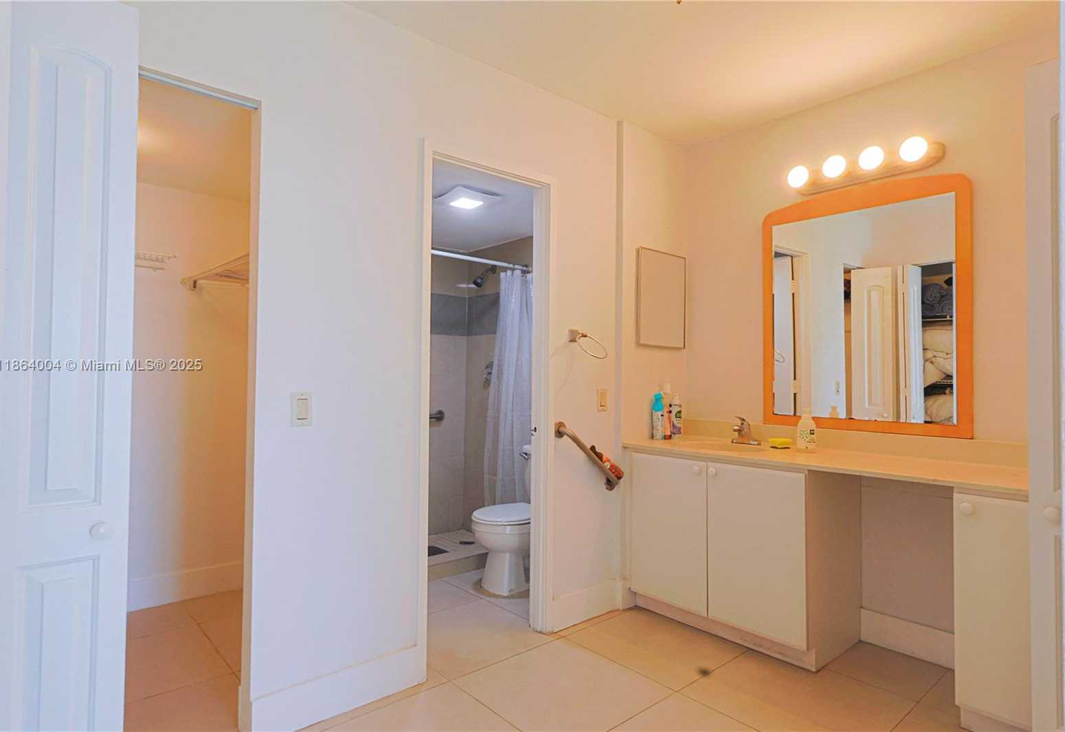Small Image of 3701 NORTH COUNTRY CLUB DR #1504, Aventura Number 15