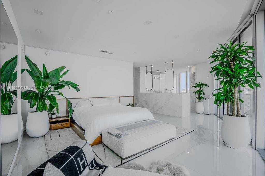 Small Image of 488 NORTH EAST 18TH ST #PH15, Miami Number 19