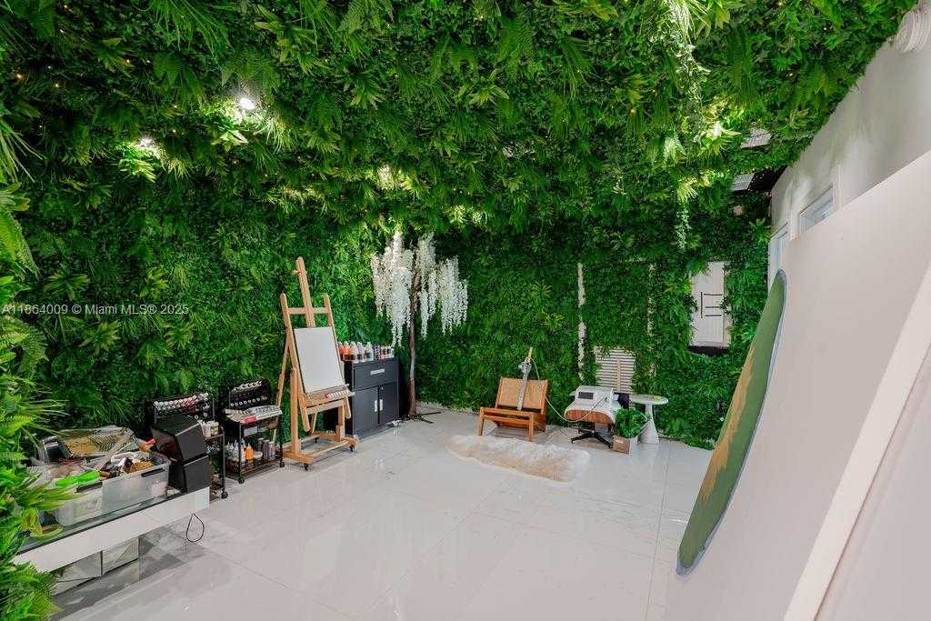 Small Image of 488 NORTH EAST 18TH ST #PH15, Miami Number 32
