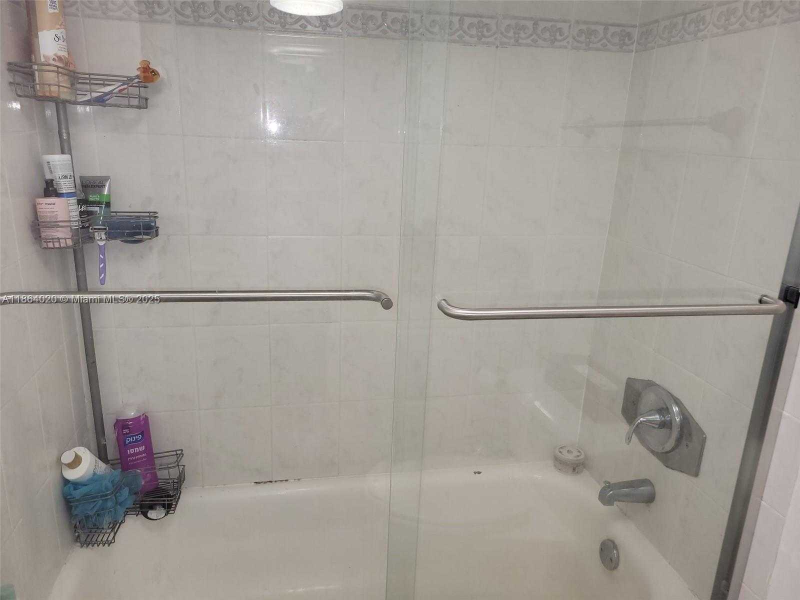 Small Image of 20350 E Country Club Dr, Aventura, FL 33180, USA Number 11