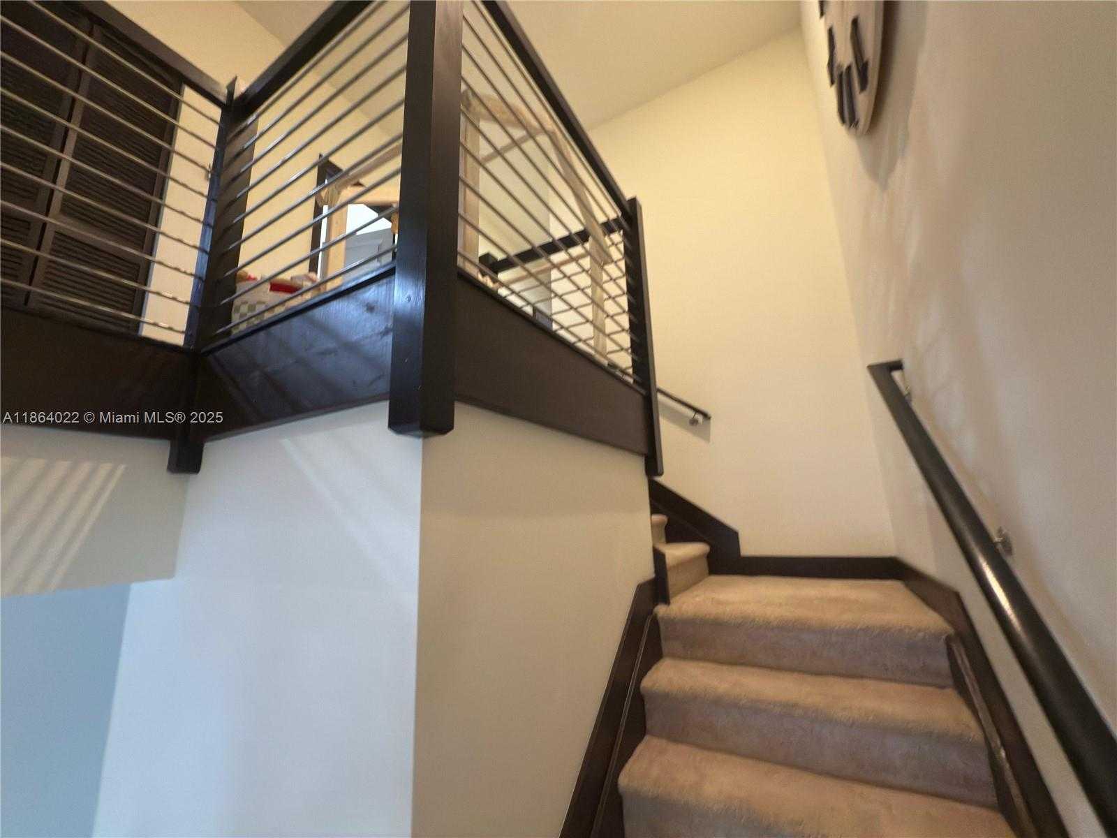 Small Image of 15677 NORTH WEST 91ST CT #15677, Miami Lakes Number 16