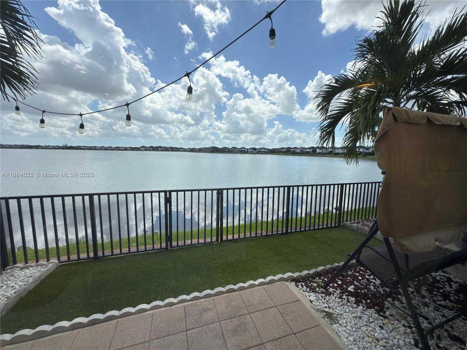 Small Image of 15677 NORTH WEST 91ST CT #15677, Miami Lakes Number 4