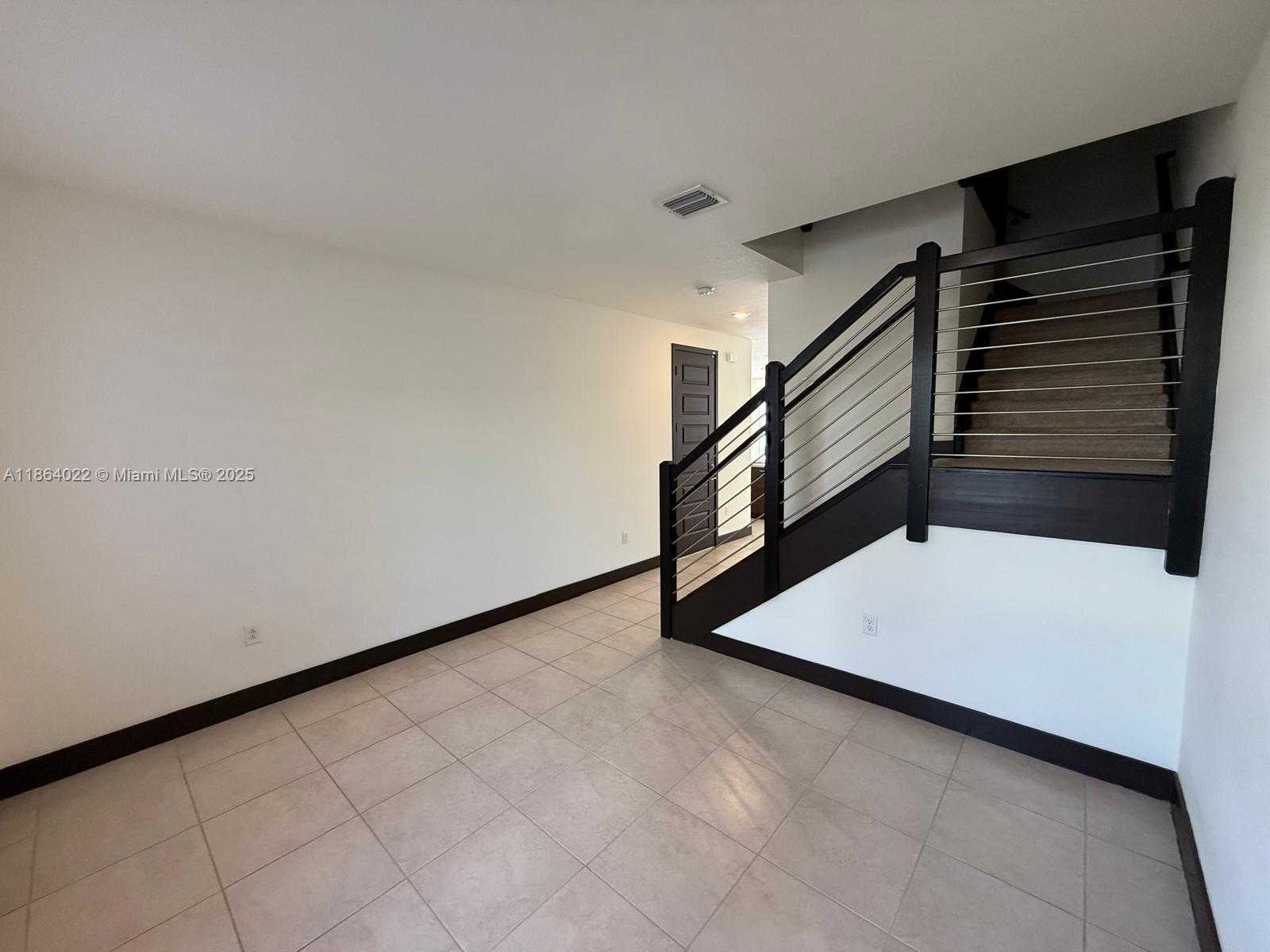 Small Image of 15677 NORTH WEST 91ST CT #15677, Miami Lakes Number 7