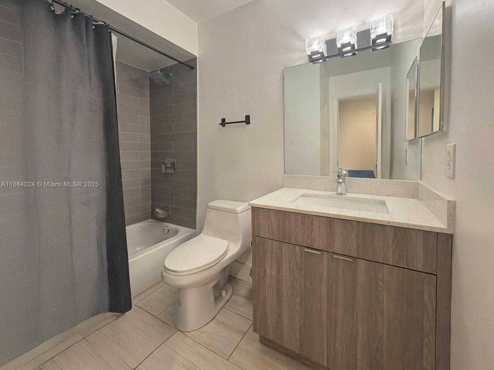 Small Image of 13411 SOUTH WEST 113TH TER, Miami Number 14
