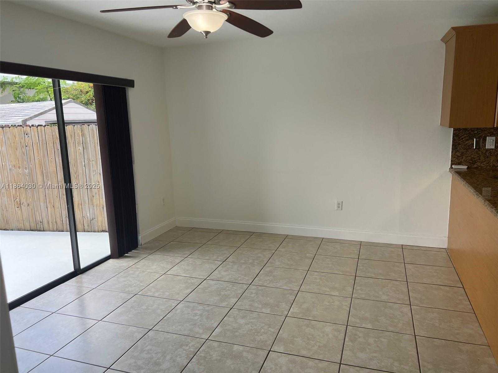 Small Image of 13310 SOUTH WEST 40TH ST, Miami Number 11