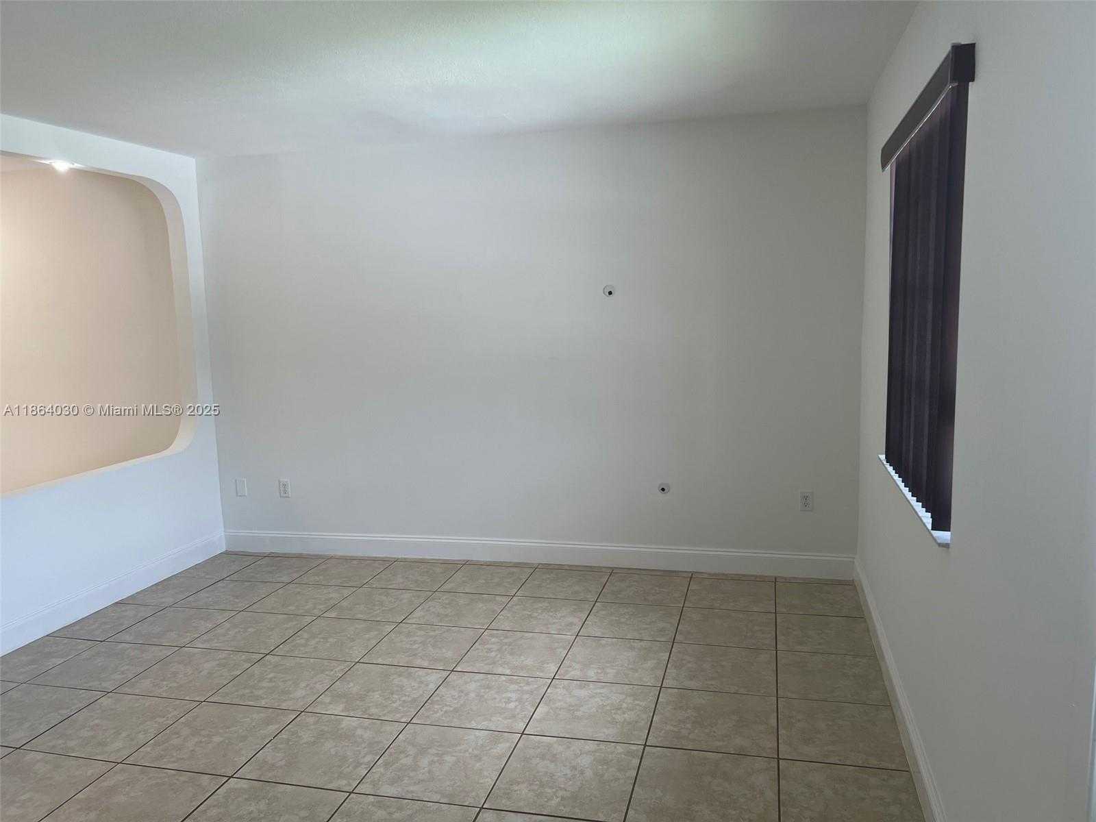 Small Image of 13310 SOUTH WEST 40TH ST, Miami Number 15