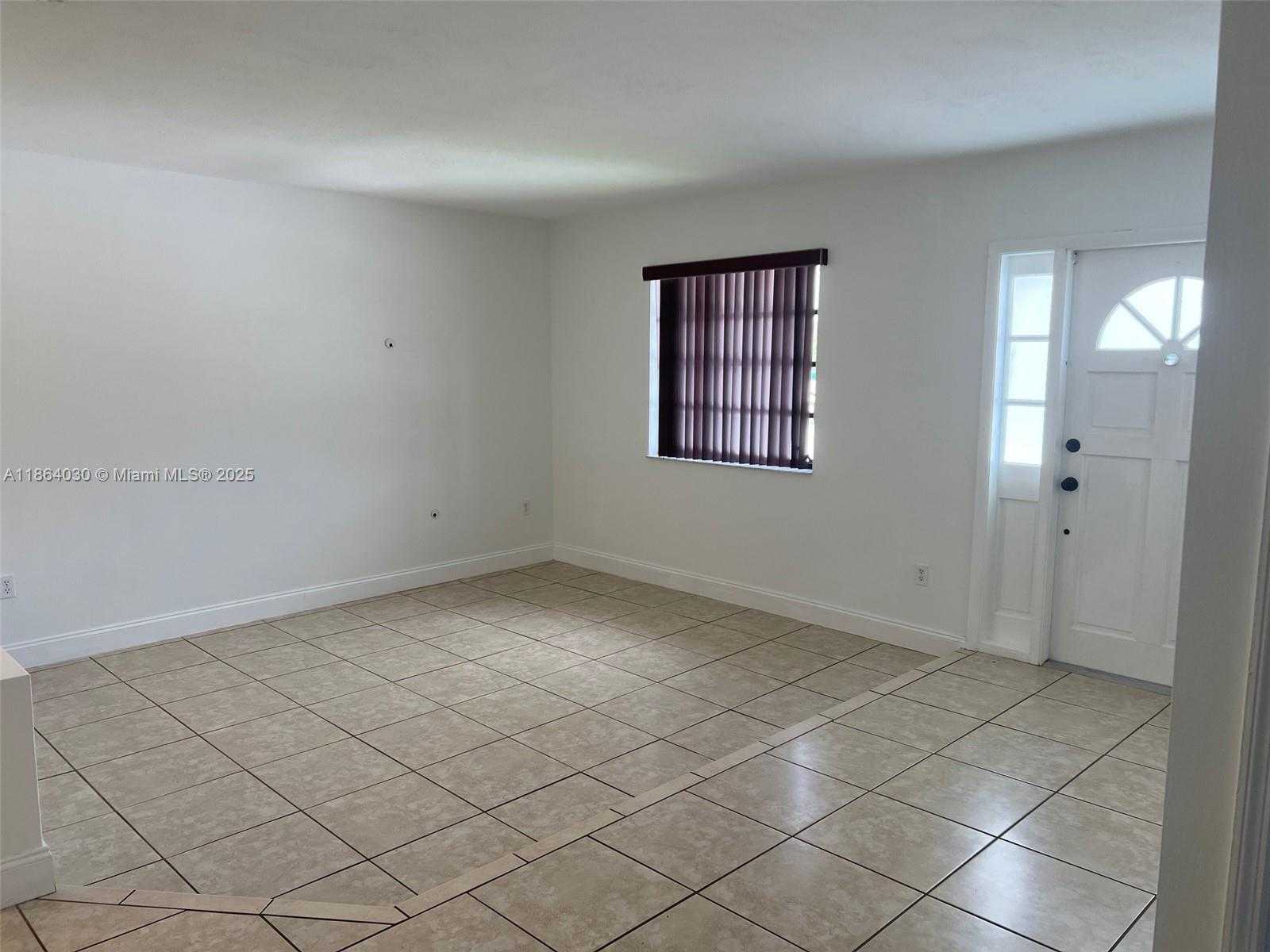 Small Image of 13310 SOUTH WEST 40TH ST, Miami Number 16