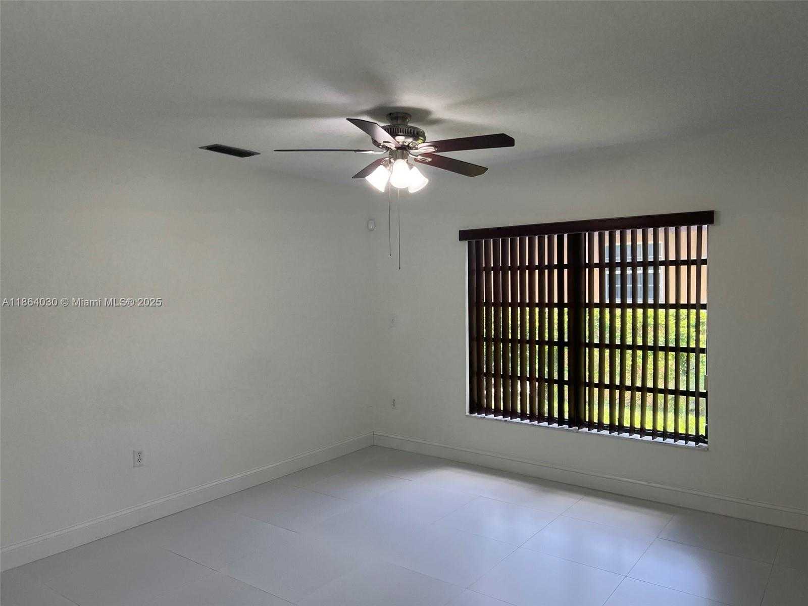 Small Image of 13310 SOUTH WEST 40TH ST, Miami Number 22