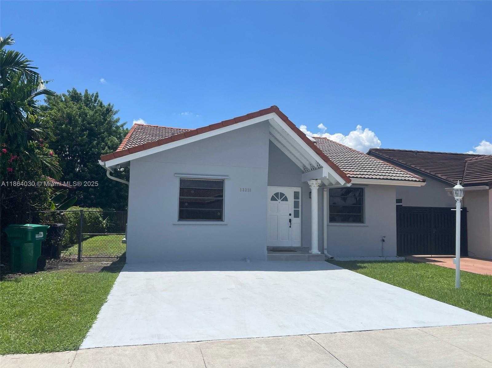 Small Image of 13310 SOUTH WEST 40TH ST, Miami Number 3