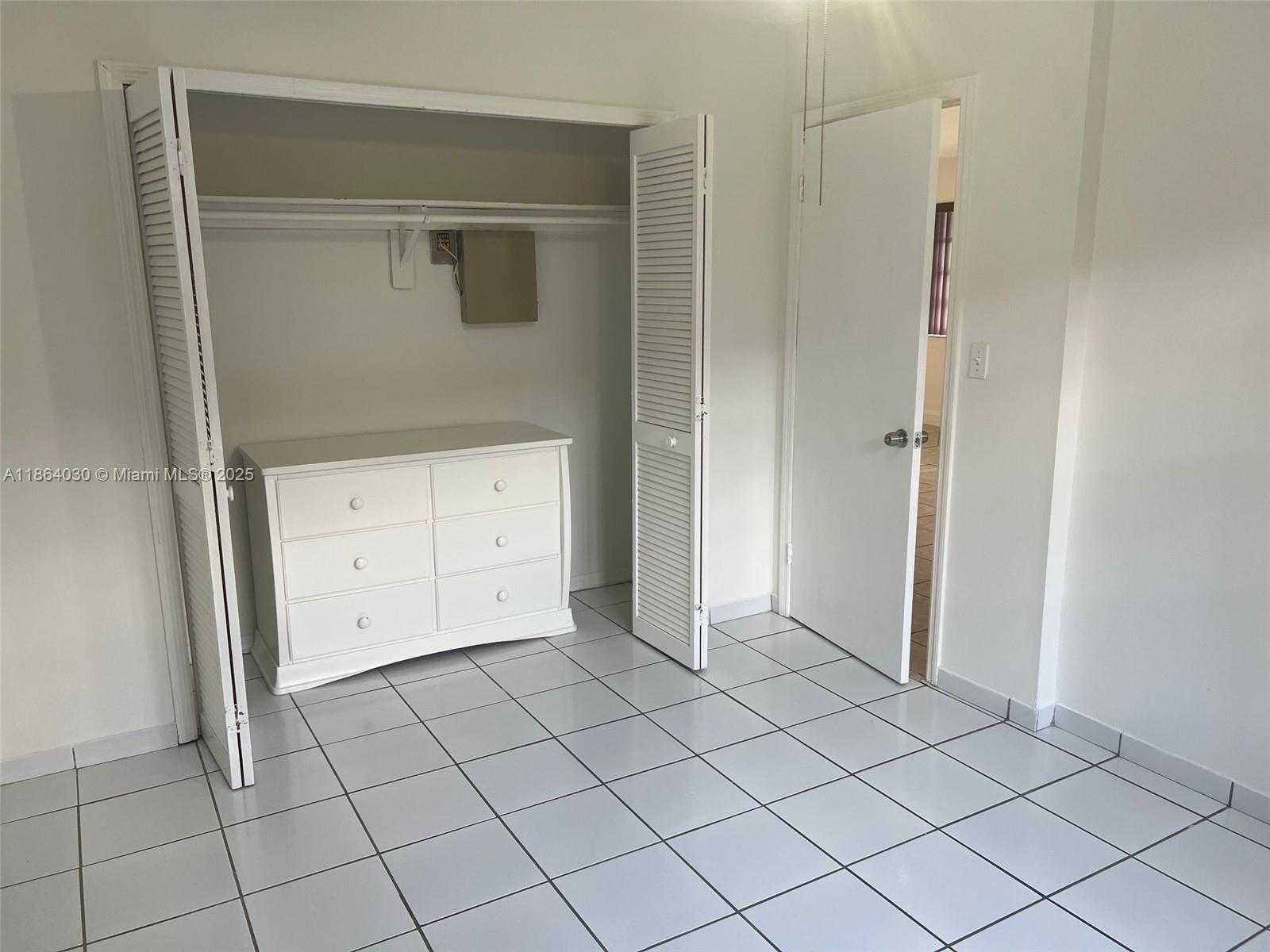 Small Image of 13310 SOUTH WEST 40TH ST, Miami Number 33
