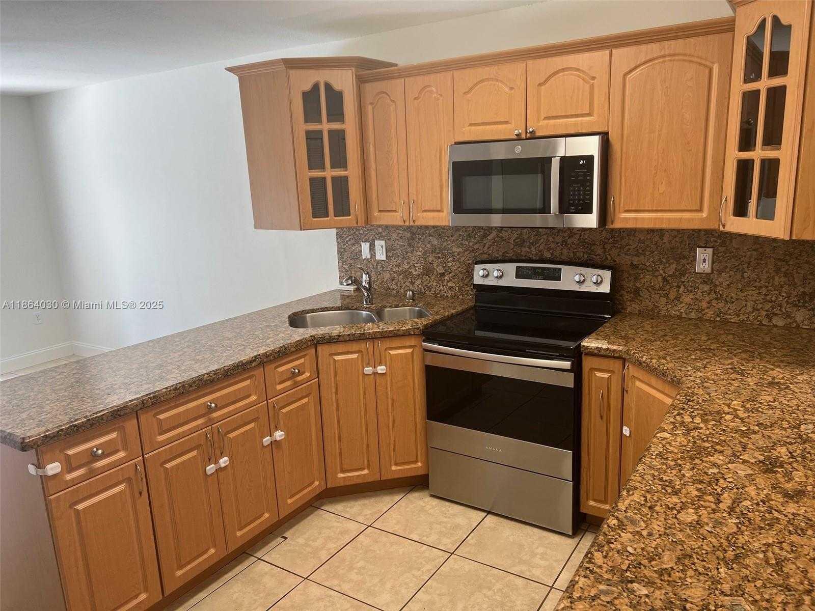 Small Image of 13310 SOUTH WEST 40TH ST, Miami Number 8