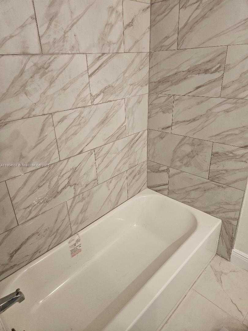 Small Image of 148 NORTH EAST 78TH ST #A, Miami Number 6