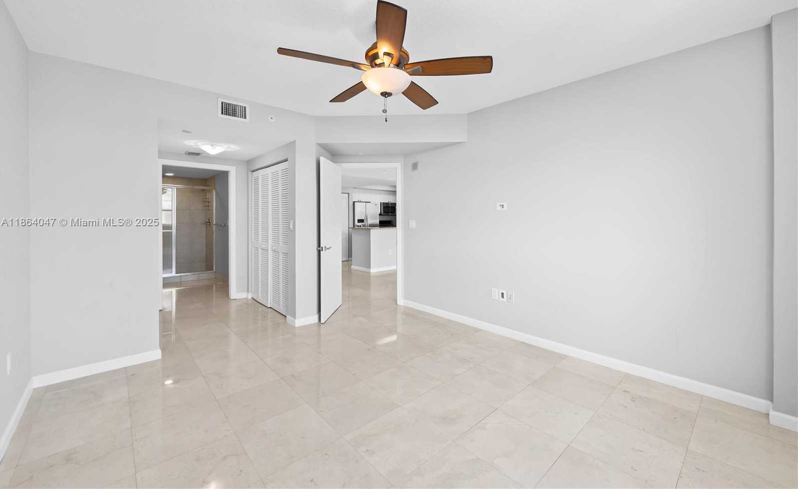 Small Image of 19501 WEST COUNTRY CLUB DR #907, Aventura Number 11