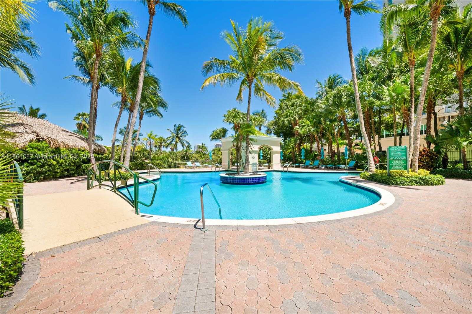Small Image of 19501 WEST COUNTRY CLUB DR #907, Aventura Number 23