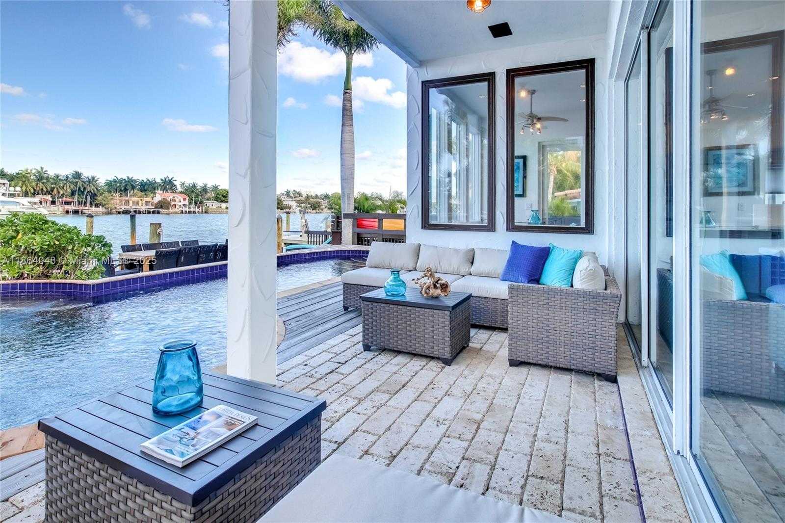 Small Image of 257 NORTH COCONUT LN, Miami Beach Number 32