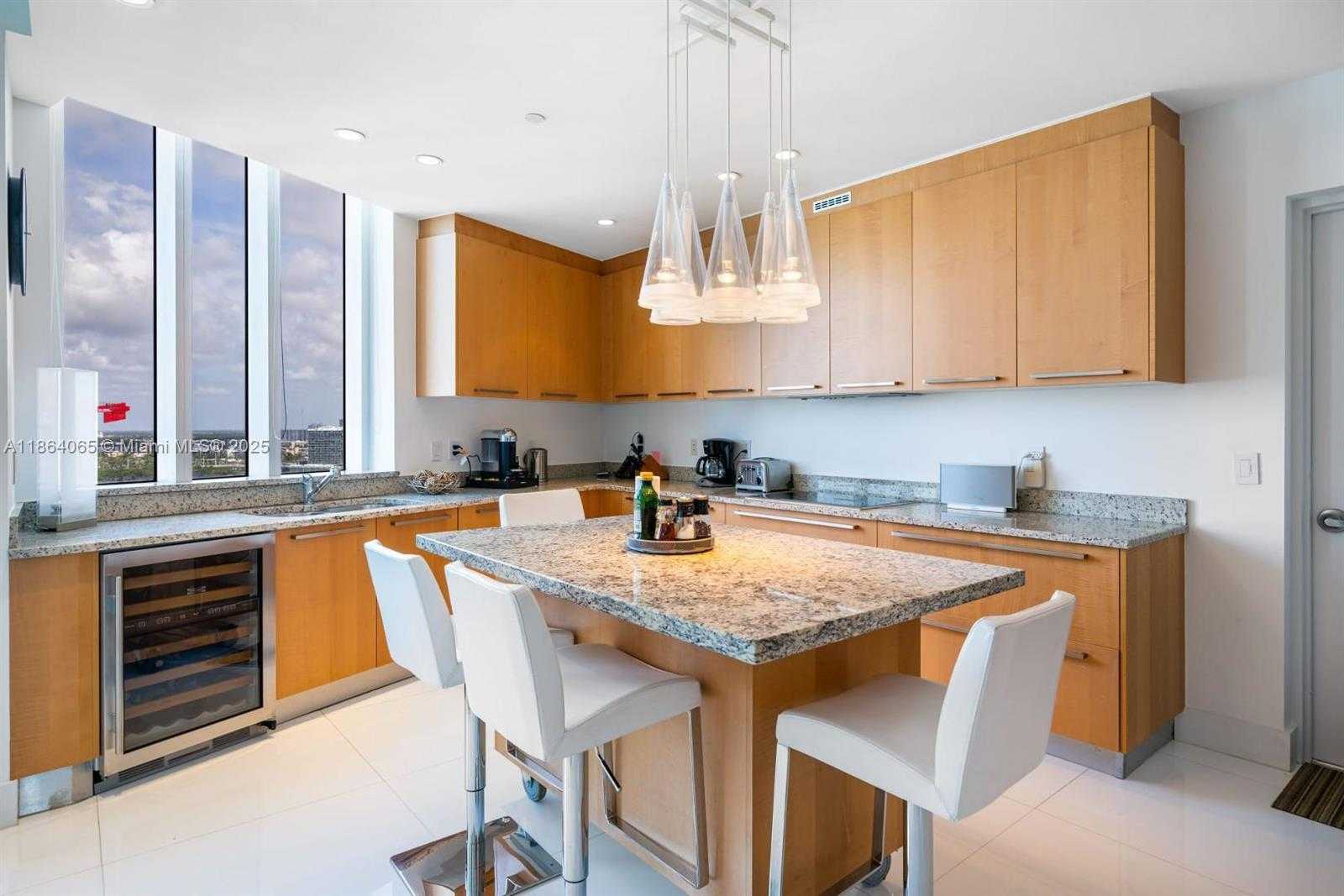 Small Image of 15811 COLLINS #2006, Sunny Isles Beach Number 13