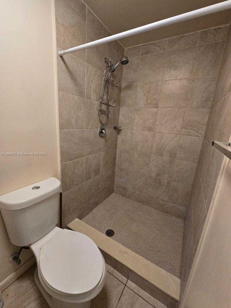 Small Image of 629 TROY BLVD, West Palm Beach Number 10