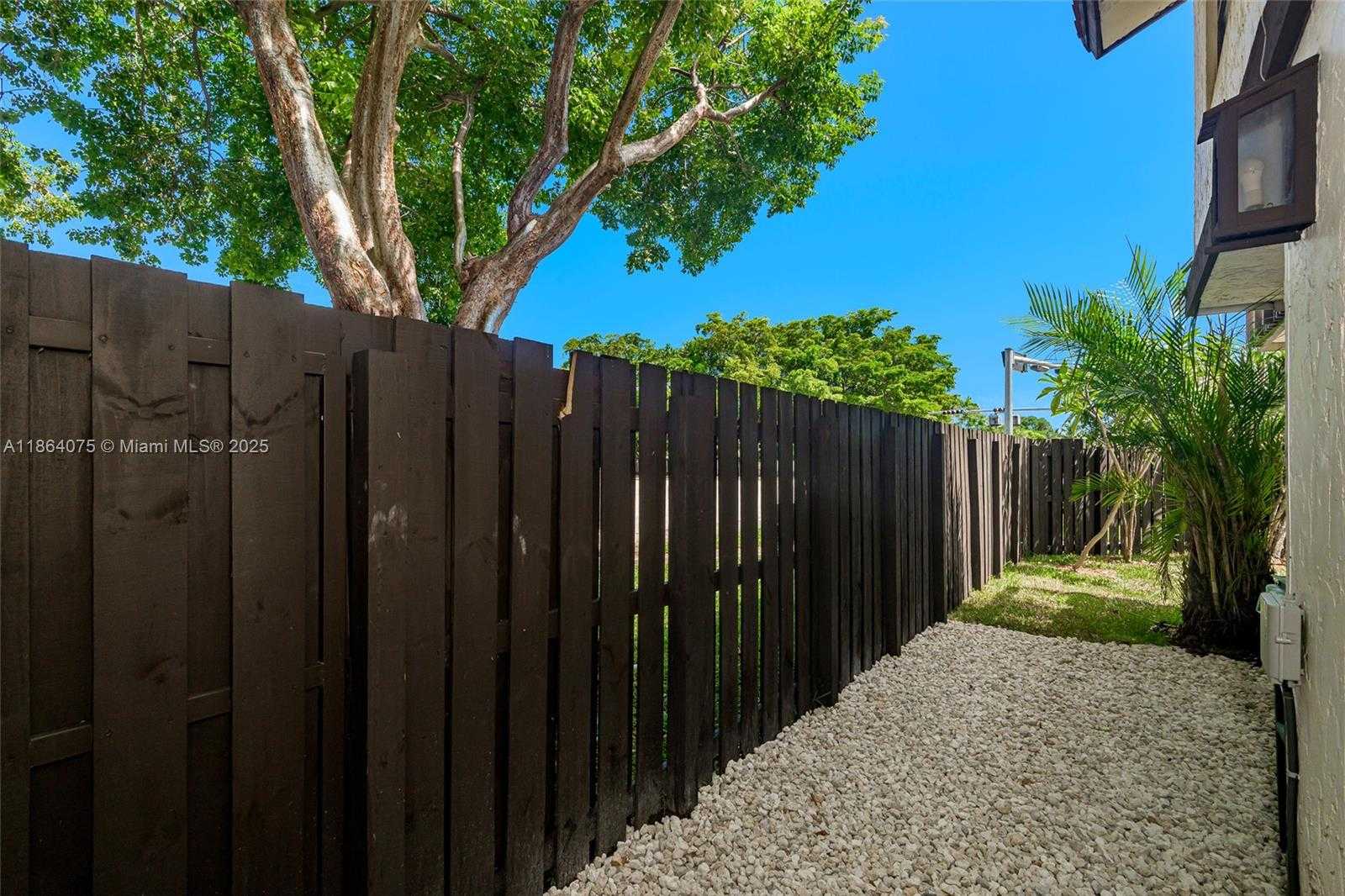 Small Image of 11125 SOUTH WEST 132ND CT #2, Miami Number 27