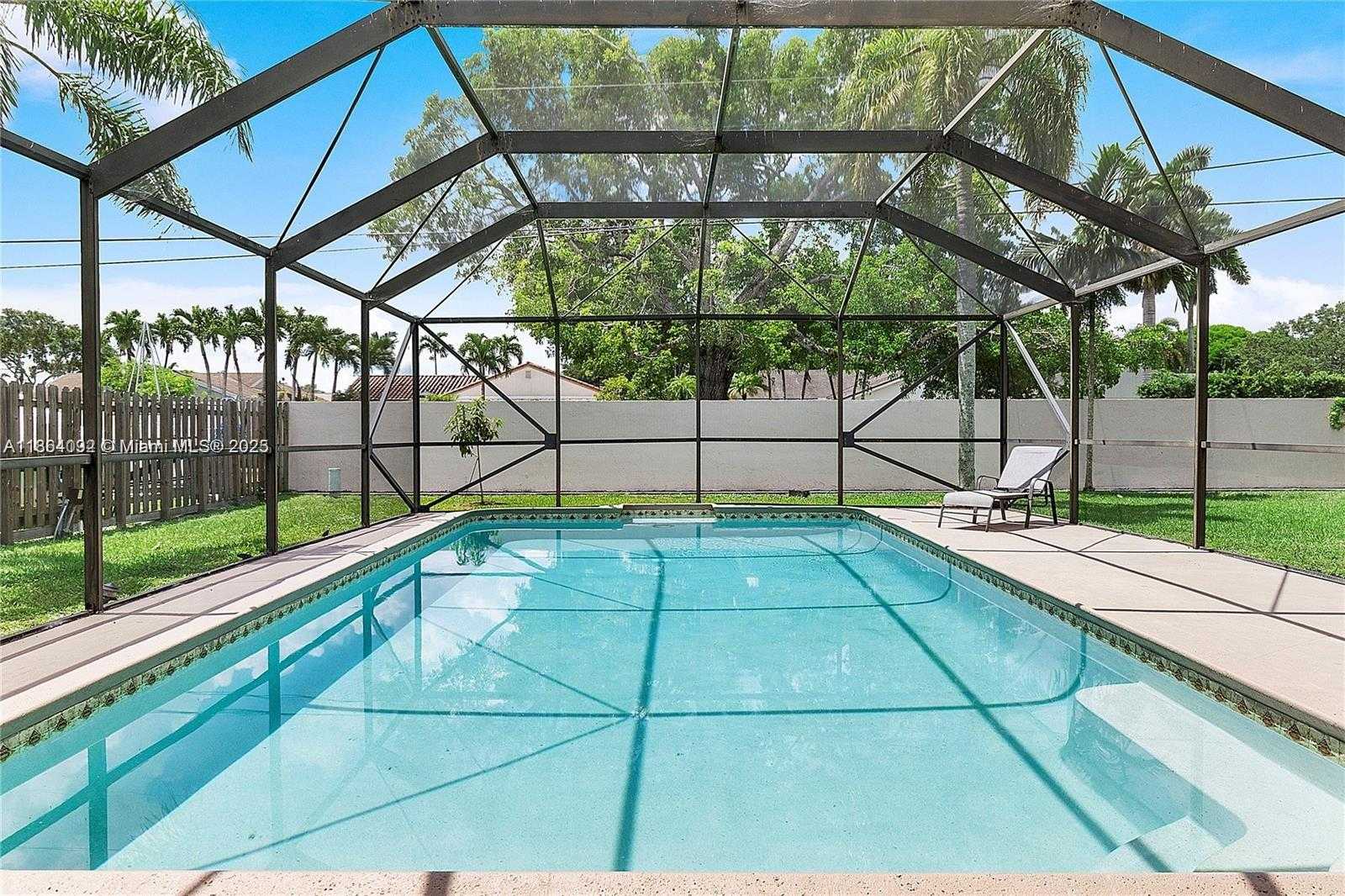 Small Image of 11909 SOUTH WEST 48TH CT, Cooper City Number 11