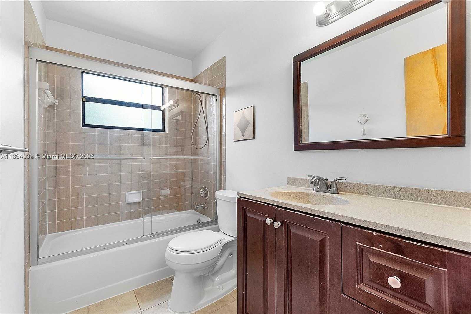 Small Image of 11909 SOUTH WEST 48TH CT, Cooper City Number 6