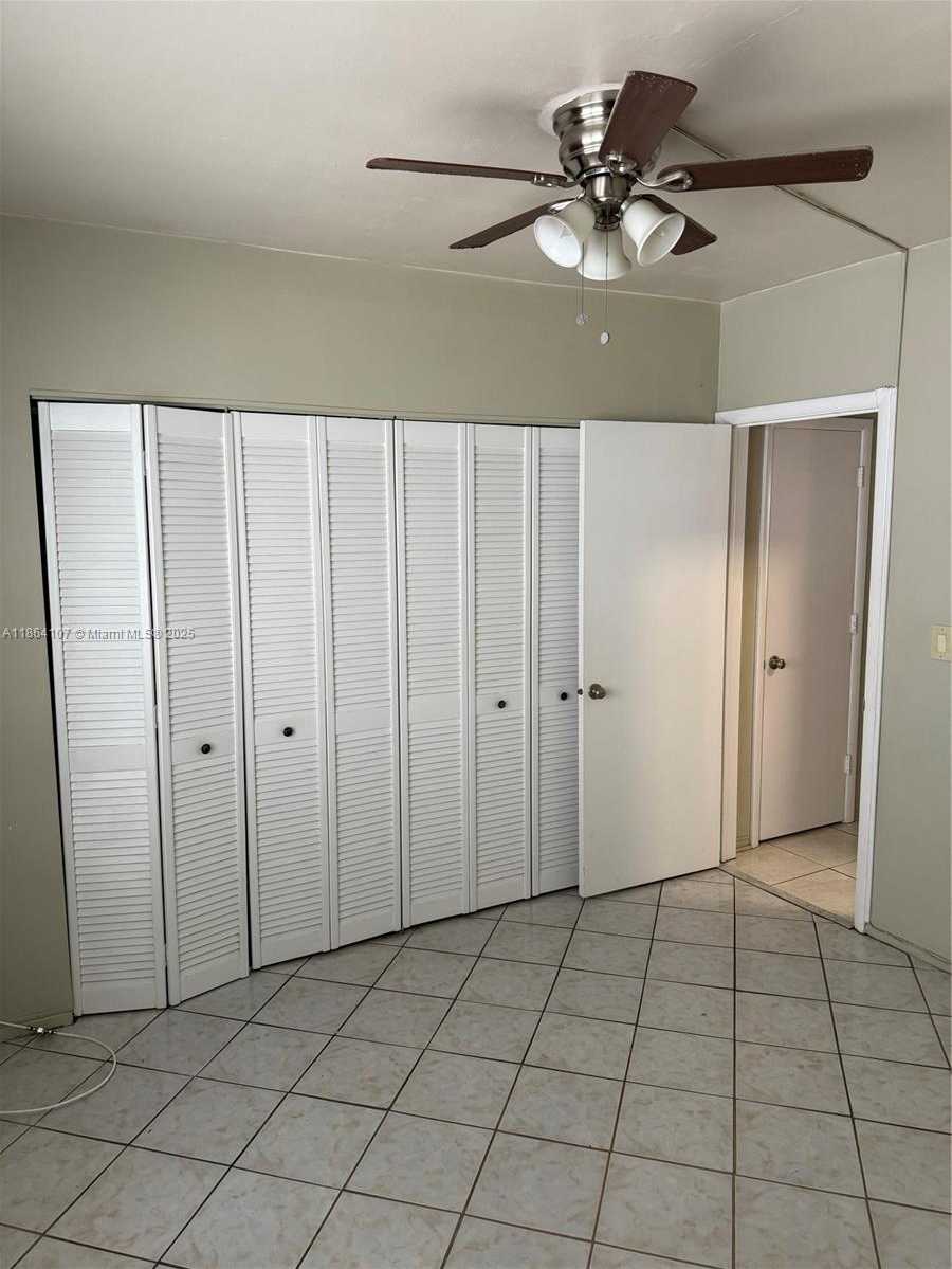 Small Image of 6856 ABBOTT AVE #6, Miami Beach Number 12