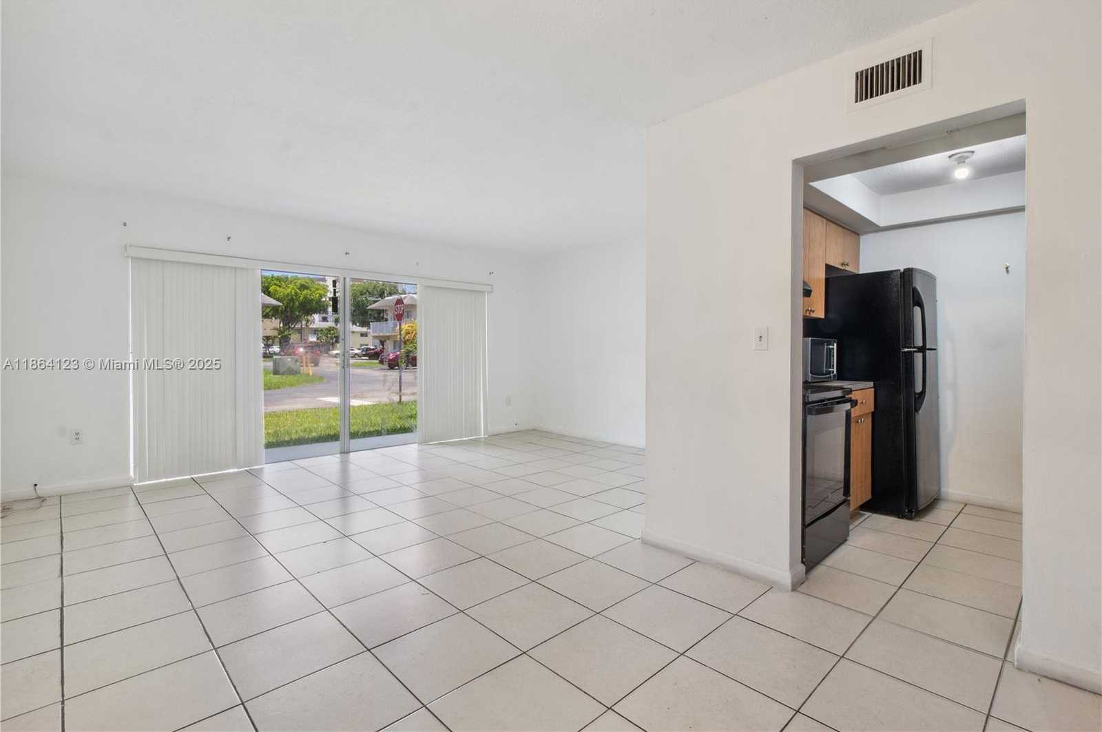 Small Image of 7430 SOUTH WEST 82ND ST #D105, Miami Number 5