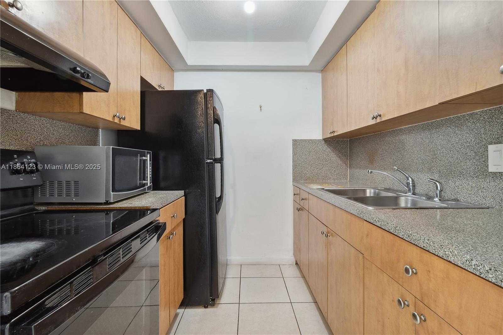 Small Image of 7430 SOUTH WEST 82ND ST #D105, Miami Number 6