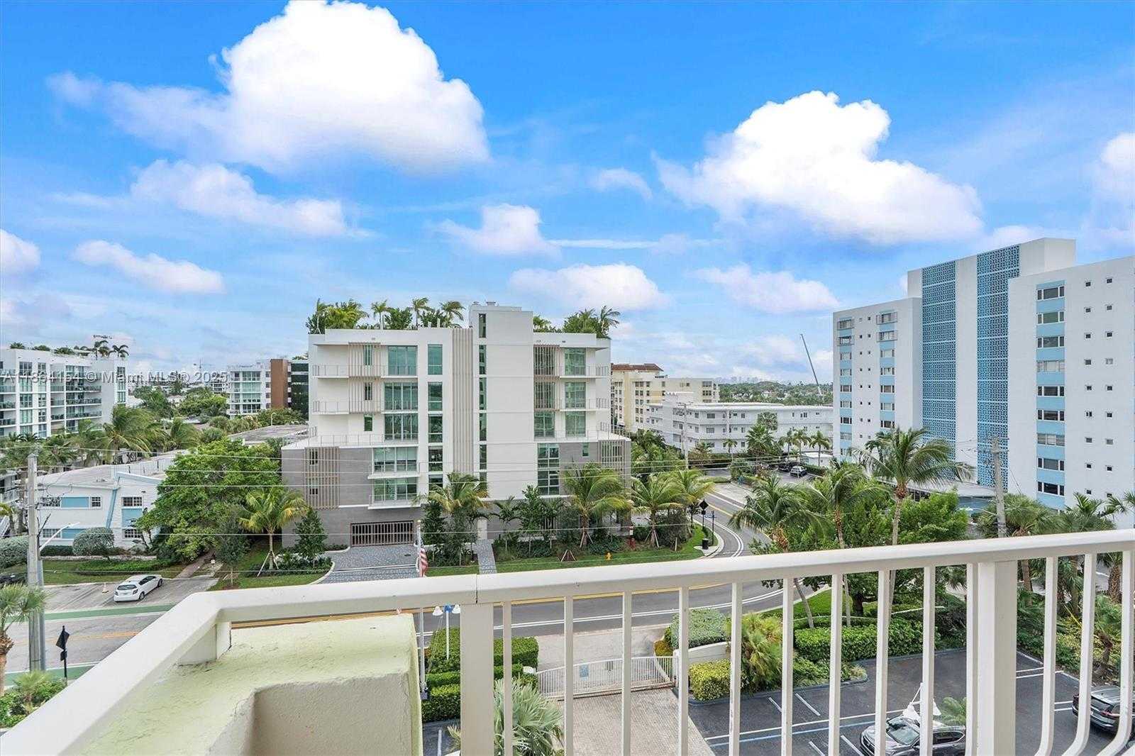 Small Image of 10350 WEST BAY HARBOR DR #6H, Bay Harbor Islands Number 27