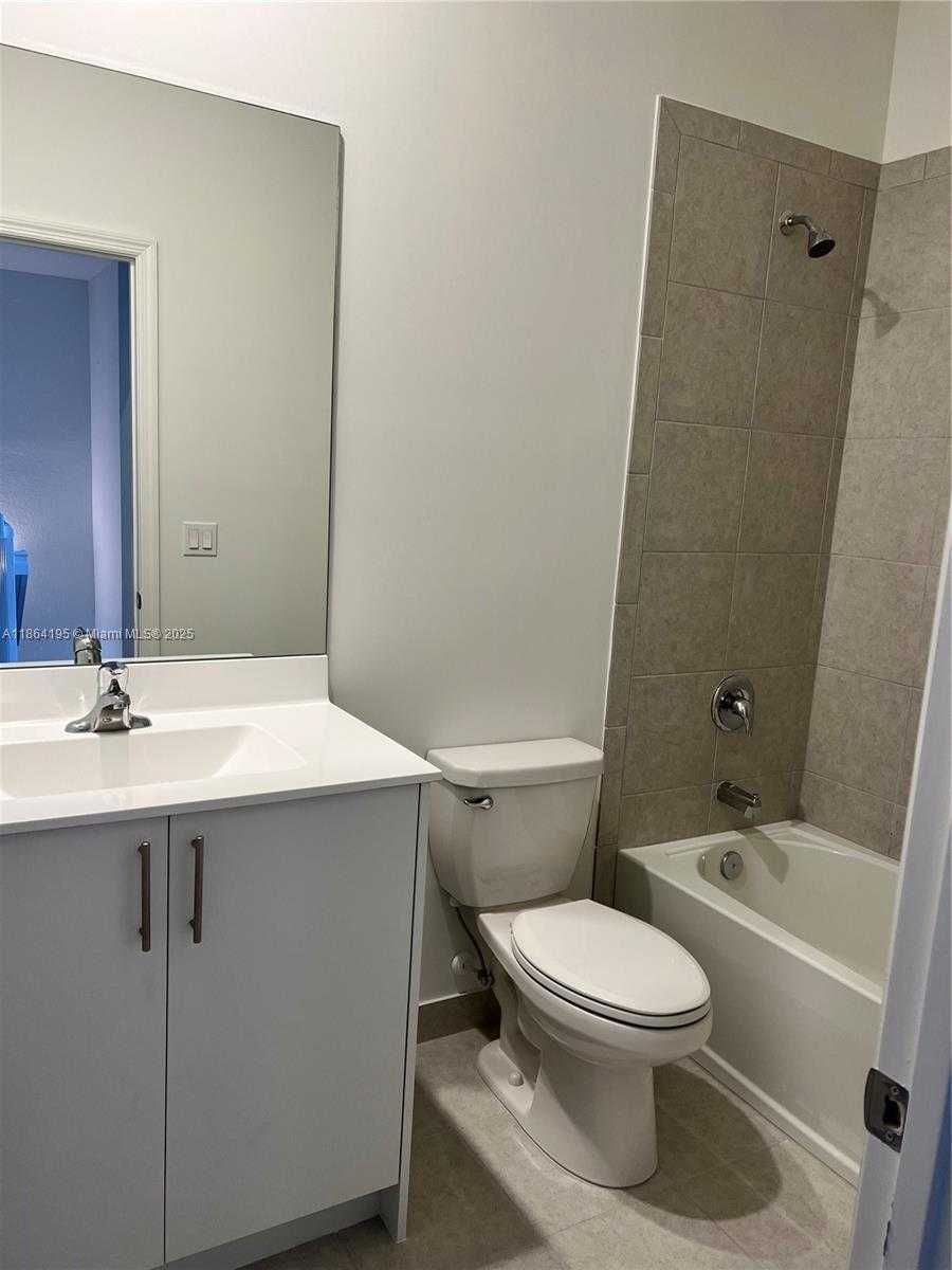 Small Image of 4619 NORTH WEST 118 AVE, Coral Springs Number 16