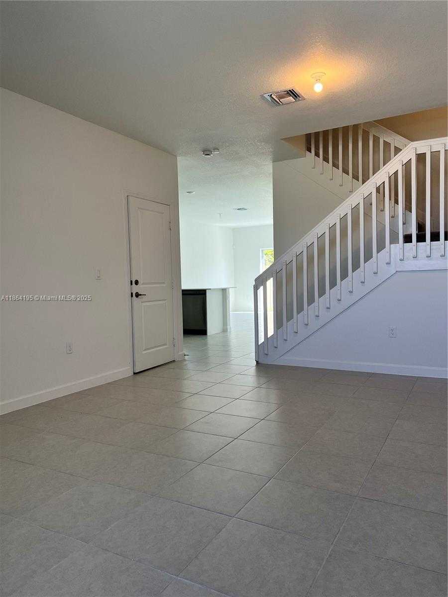Small Image of 4619 NORTH WEST 118 AVE, Coral Springs Number 2