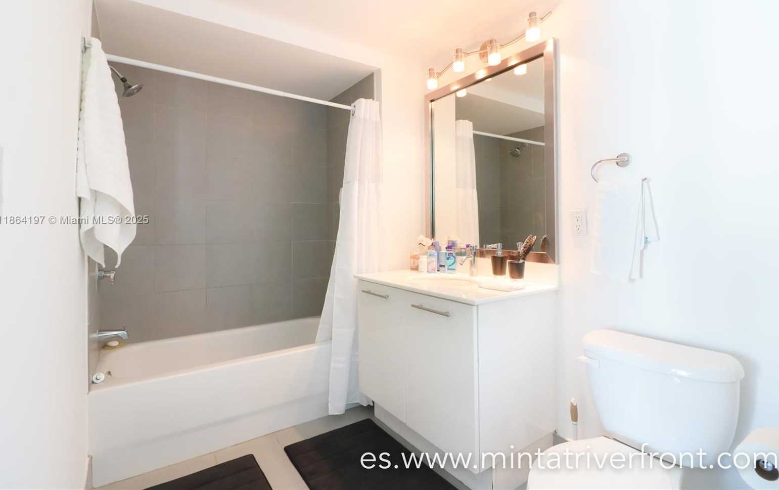 Small Image of 92 SOUTH WEST 3RD ST #1712, Miami Number 13
