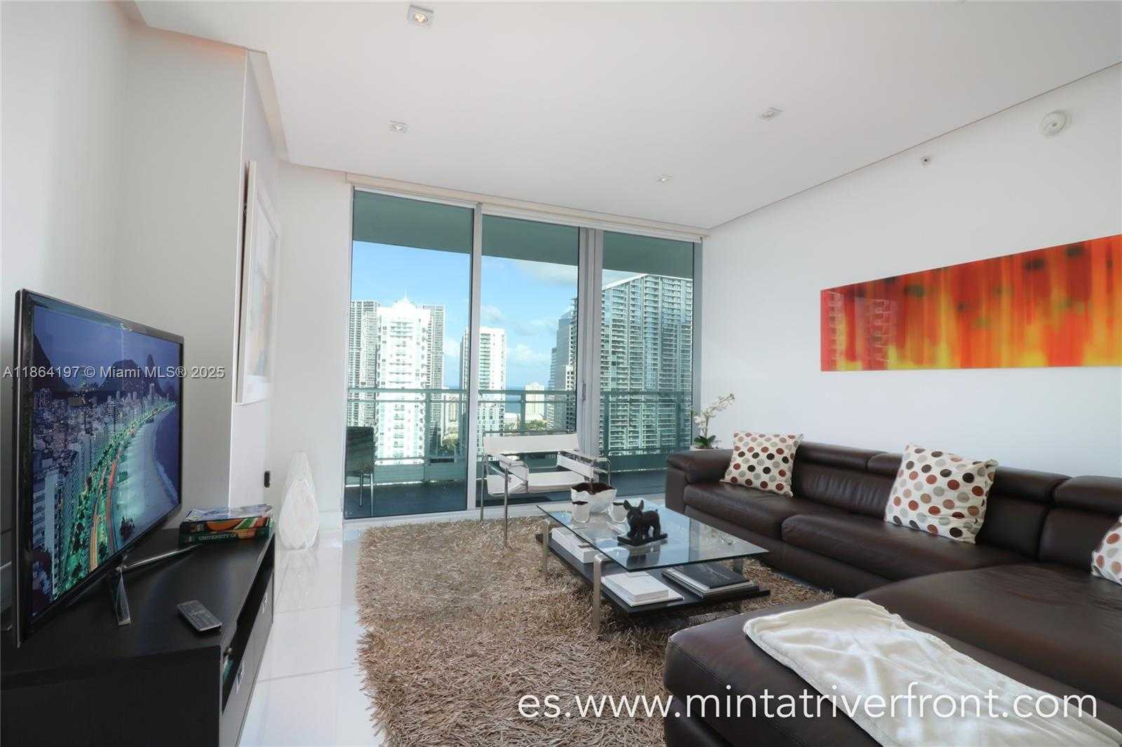 Small Image of 92 SOUTH WEST 3RD ST #1712, Miami Number 4