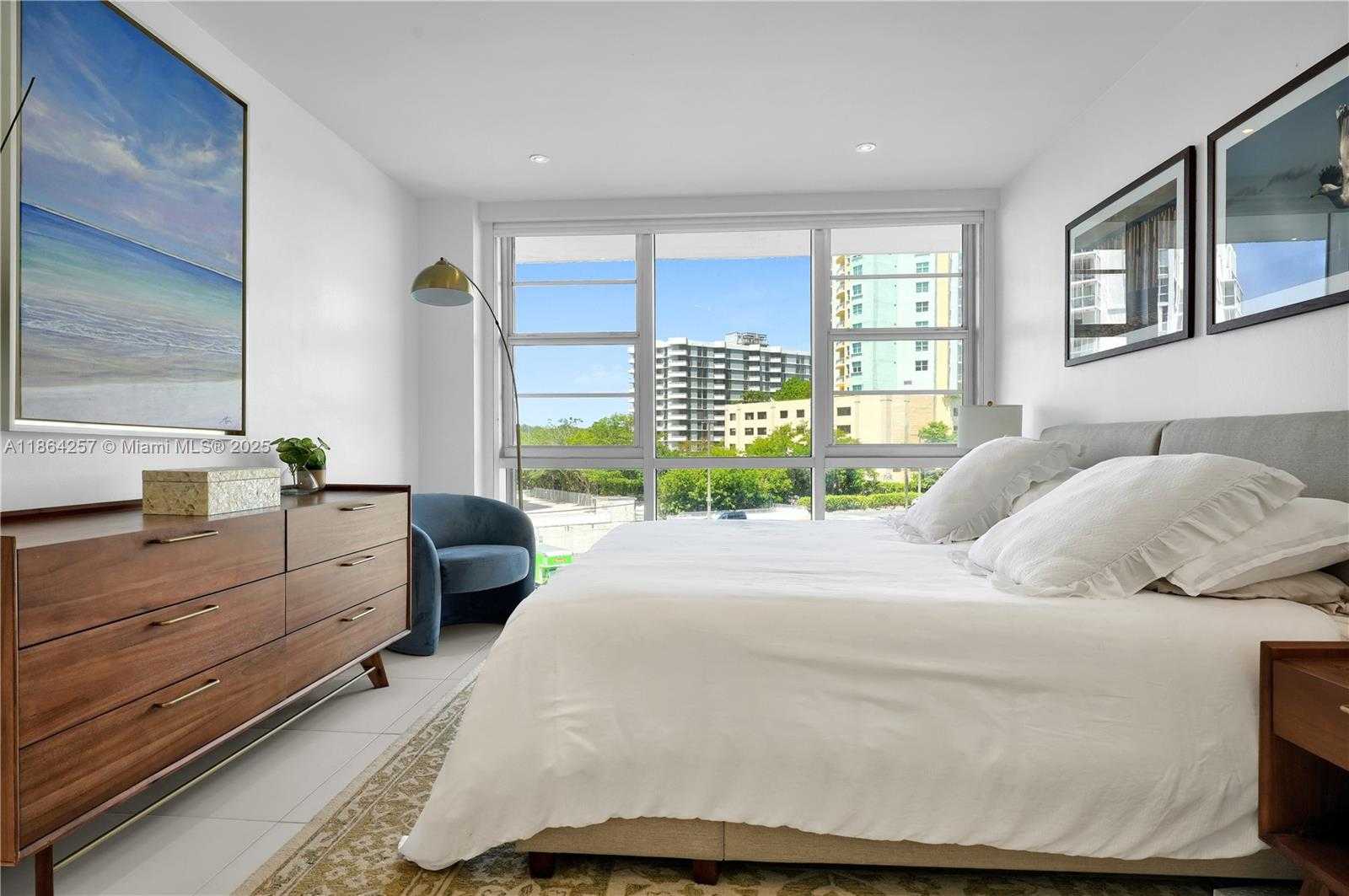 Small Image of 2451 BRICKELL AVE #4L, Miami Number 20