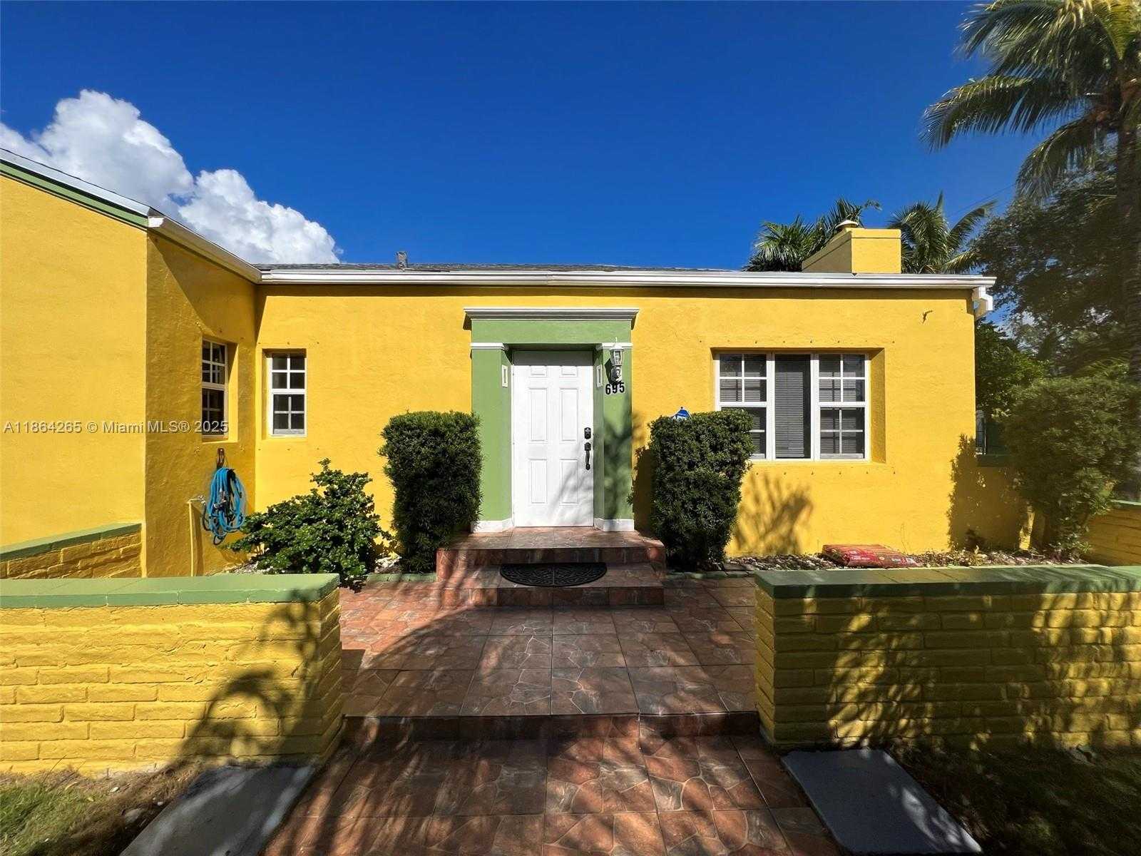 Small Image of 695 NORTH EAST 81ST ST #1, Miami Number 21