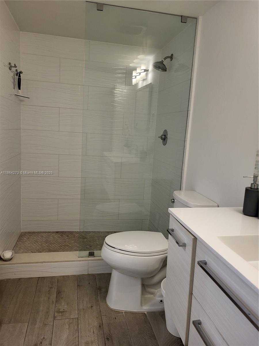 Small Image of 4555 NORTH WEST 99TH AVE #103, Doral Number 13