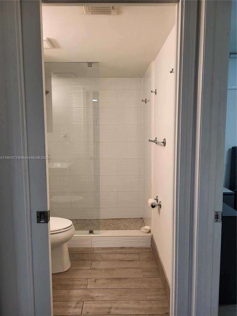 Small Image of 4555 NORTH WEST 99TH AVE #103, Doral Number 19