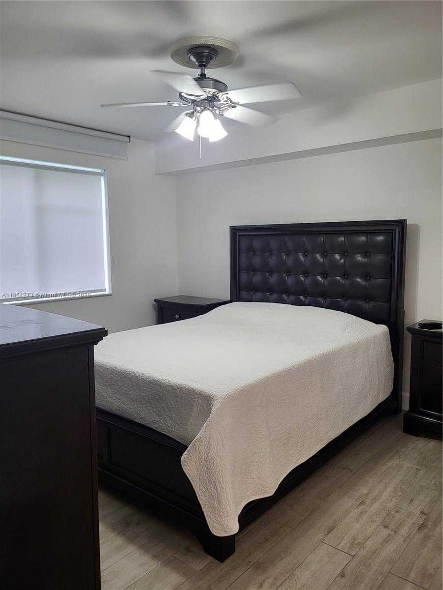 Small Image of 4555 NORTH WEST 99TH AVE #103, Doral Number 23