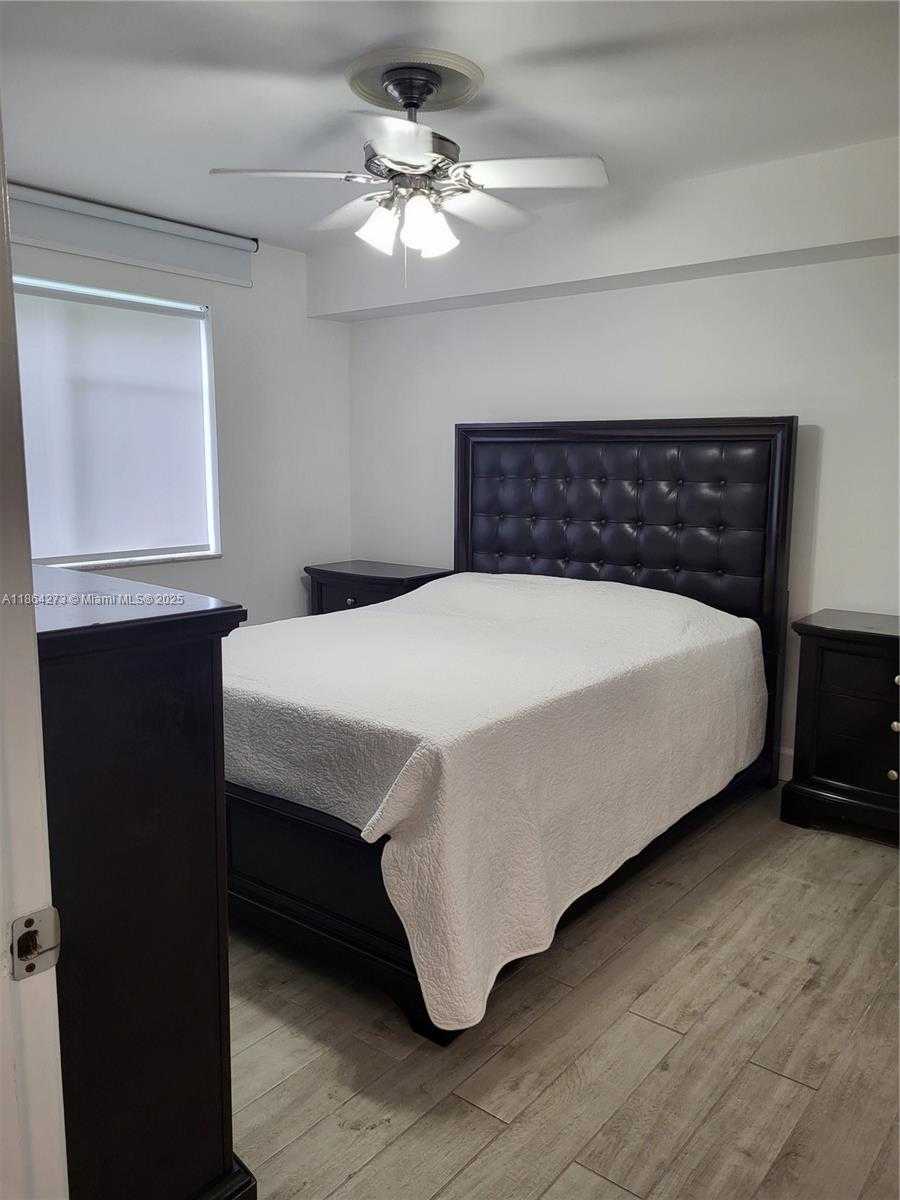Small Image of 4555 NORTH WEST 99TH AVE #103, Doral Number 24
