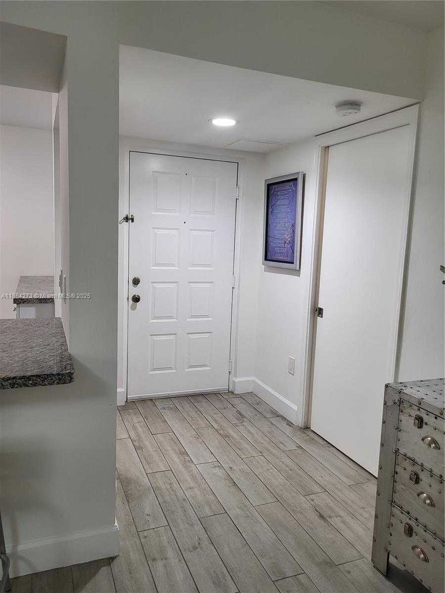 Small Image of 4555 NORTH WEST 99TH AVE #103, Doral Number 3
