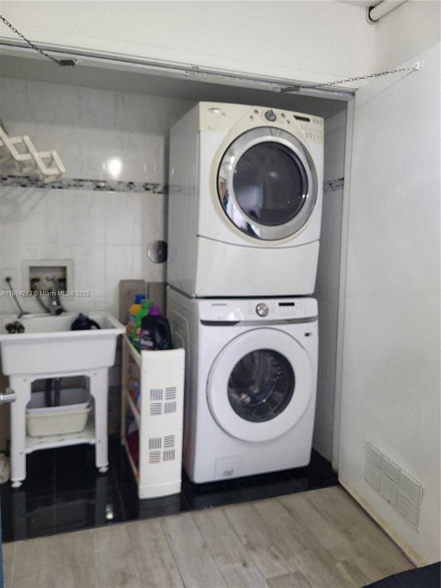 Small Image of 4555 NORTH WEST 99TH AVE #103, Doral Number 50