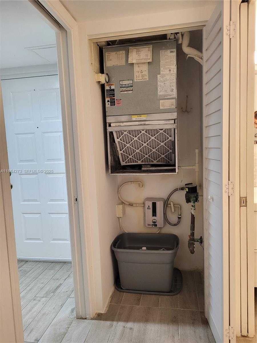 Small Image of 4555 NORTH WEST 99TH AVE #103, Doral Number 60