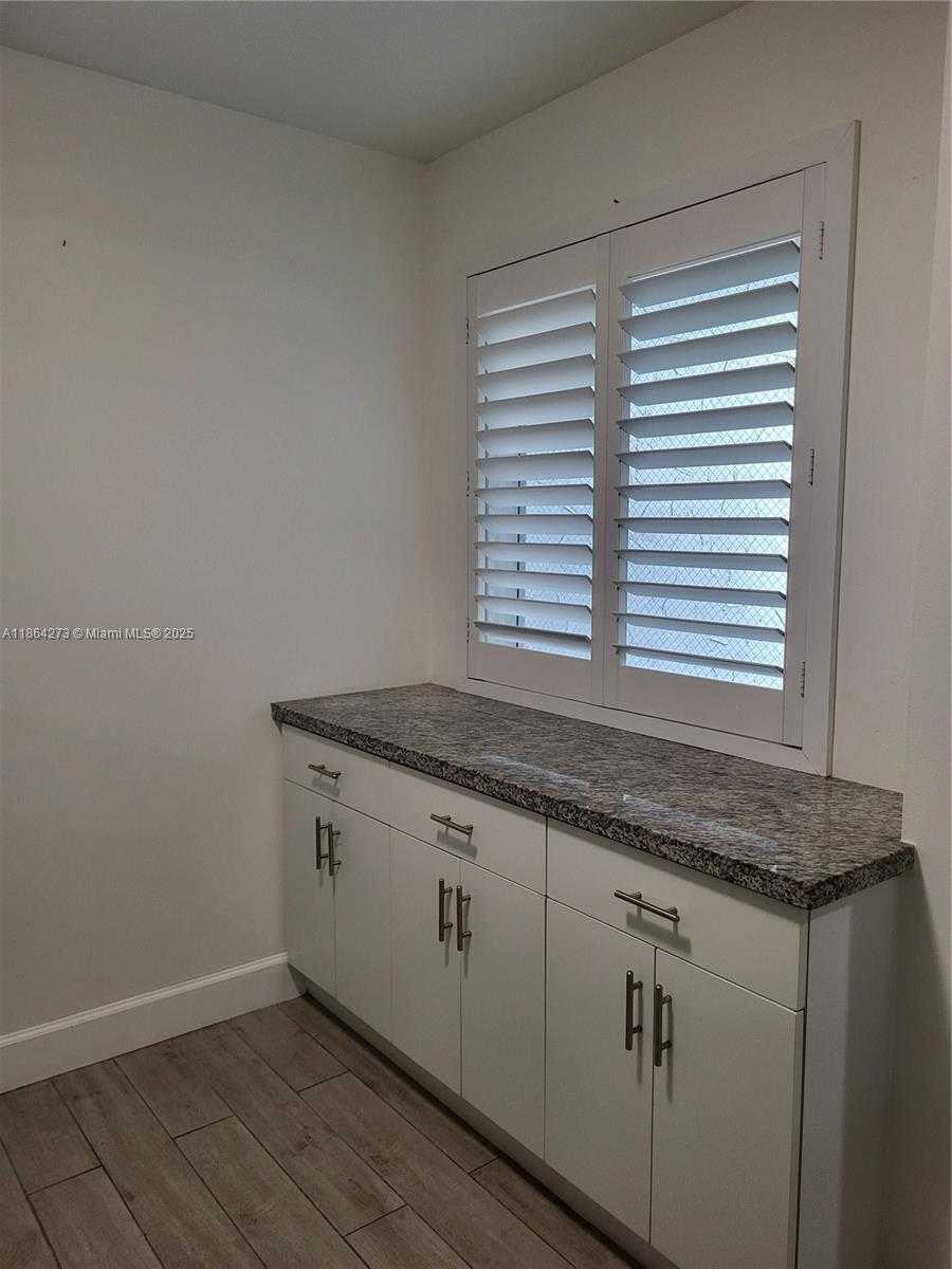 Small Image of 4555 NORTH WEST 99TH AVE #103, Doral Number 8
