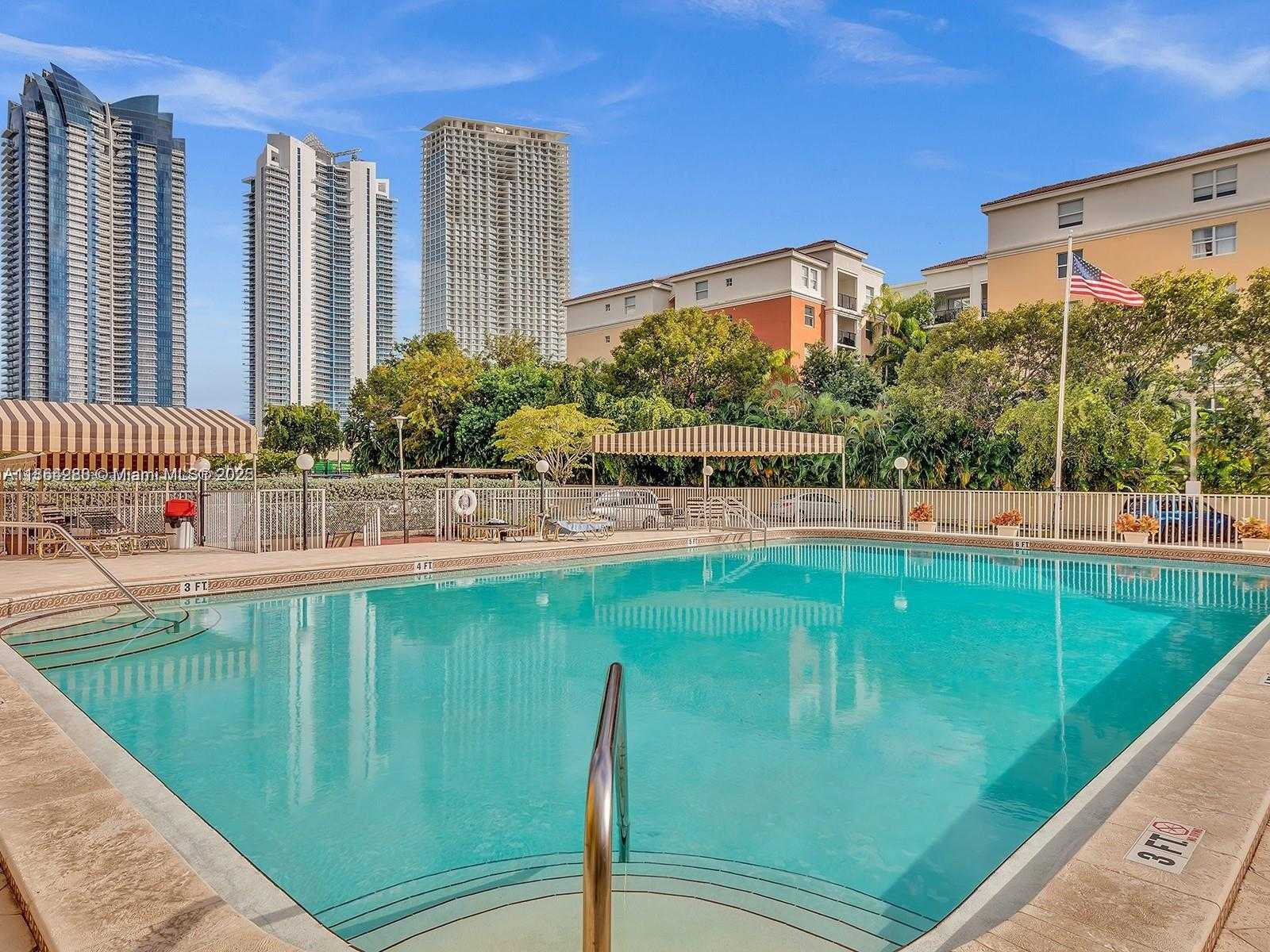 Small Image of 200 172ND ST #304, Sunny Isles Beach Number 3