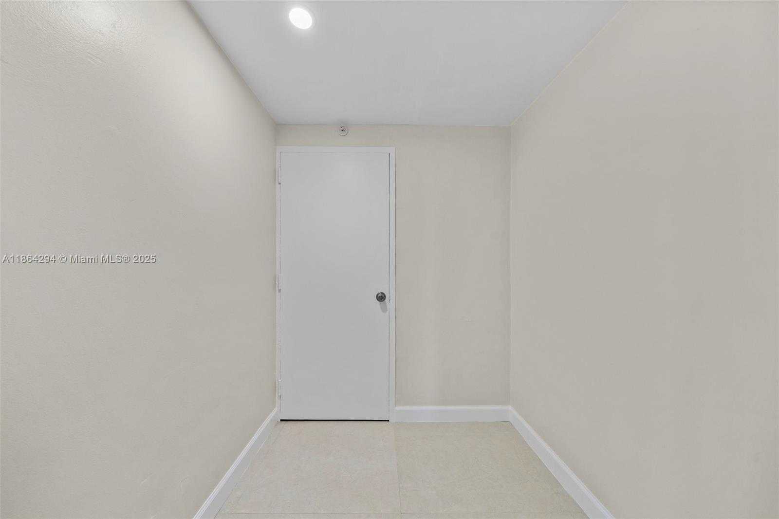 Small Image of 3301 NORTH EAST 5TH AVE #1018, Miami Number 24